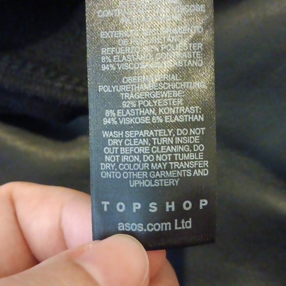 Vegan Leather Maternity Leggings - Picture 7 of 7